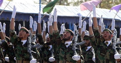 Iran's Revolutionary Guards Start War Games