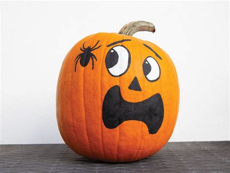 Pumpkin painting has become very trendy this year! Here are 18 Easy ...