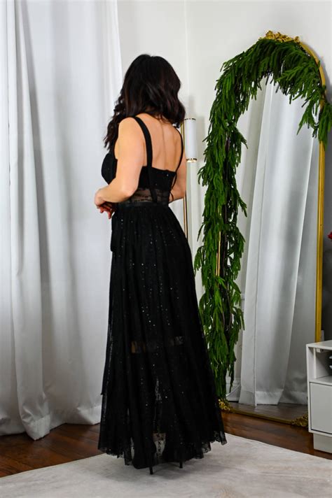 AW.Bridal Review: Custom-Fitted Dresses Perfect for Any Occasion