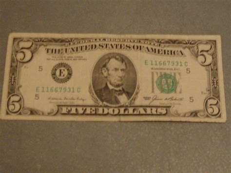 Vintage Five Dollar $5 Bill Series 1985 Circulated Paper Bill Money ...
