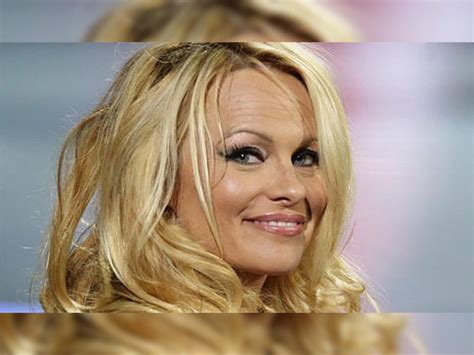 Pamela Anderson could be cured of Hepatitis C in a month