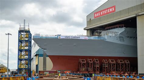 BAE Systems: Type 26 frigate HMS Cardiff emerges on Govan skyline