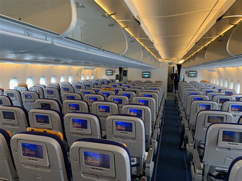 Lufthansa Airbus A380 Premium Economy Seat Map