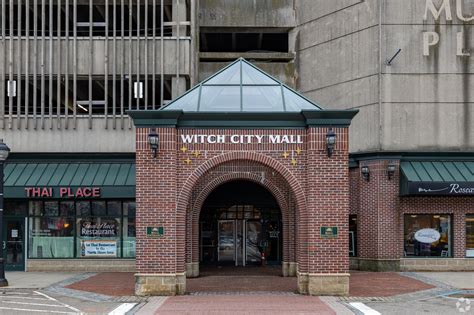 2 East India Sq, Salem, MA 01970 - Witch City Mall | LoopNet