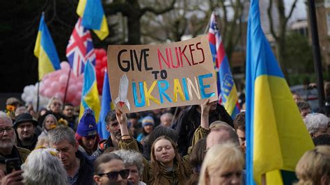 Reuters U.S. President Donald Trump welcomes Ukraine