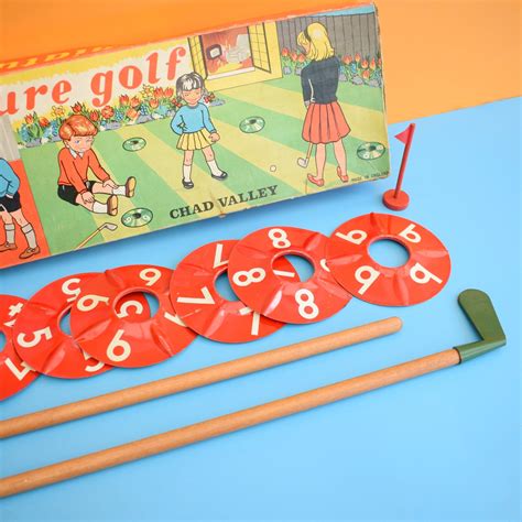 Vintage 1960s Indoor Golf Game - Chad Valley – Pineapple Retro