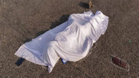 family reached shamshan ghat with dead body of girl on scooty police ...