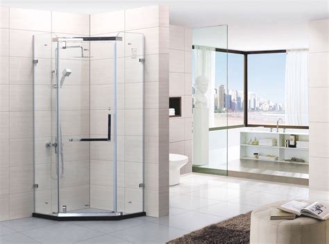淋浴房玻璃的样式分为哪几种？_空间