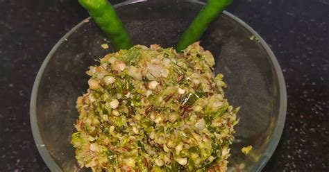 Green Chilli Thecha Recipe by Savita Kapratwar - Cookpad