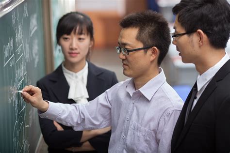 桂林旅游学院2023年专科招生简章，录取条件、报名时间、专业设置-视觉旅行