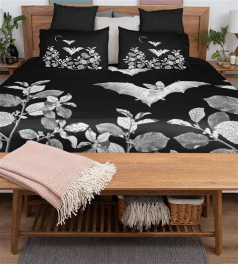 Gothic Comforter Set Queen at Franklin Rosenstein blog