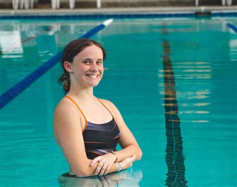 HS Senior Swim 的图像结果