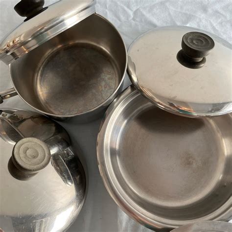 Lot of Revere Ware Pots & Pans | EstateSales.org