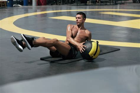 10 Sit Up Variations For Shredded Abs - Fitness & Workouts