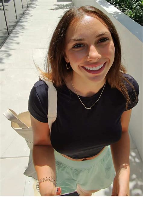 G baby (@brattygbaby) - Urlebird