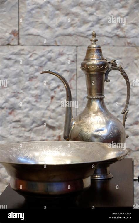 Ritual Hand Washing 的图像结果