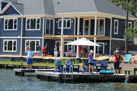 Seven Lakes Sights: Anchors Aweigh, Boaters Celebrate Independence Day ...