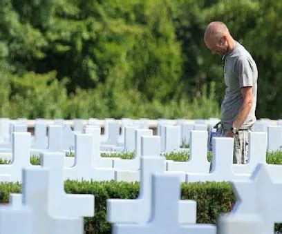 Davis-Little Funerals - Funeral Home Pages