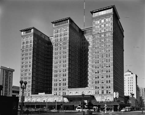 Houston History: What the Rice Hotel looked like in the early 1900s