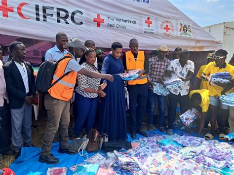 Mama FM - The Voice To Listen To