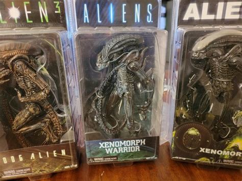 Buy Neca Aliens Xenomorph Warrior Blue Figure at Ubuy India