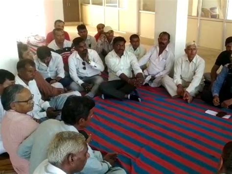 A meeting of Congolese workers was held at the Dholwani Congress office ...