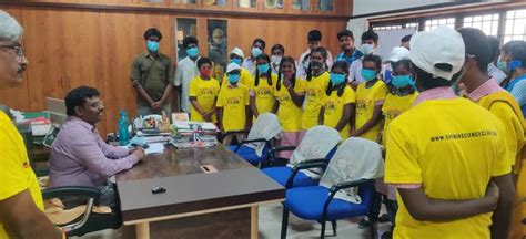 சேலம் அரசு மாதிரி பள்ளி மாணவ மாணவியர் இஸ்ரோ சென்று சாதனை! குவியும் ...