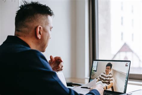 Is Microsoft Teams Better Than Zoom? - Abacus