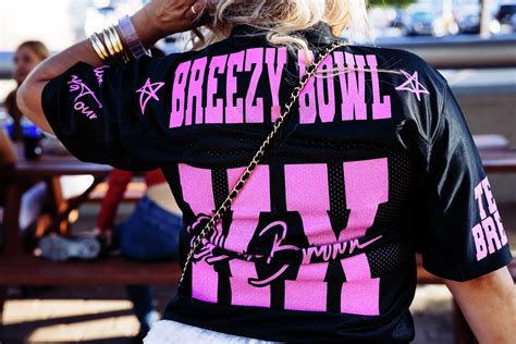 Buc-ee’s manager roles pay six figures