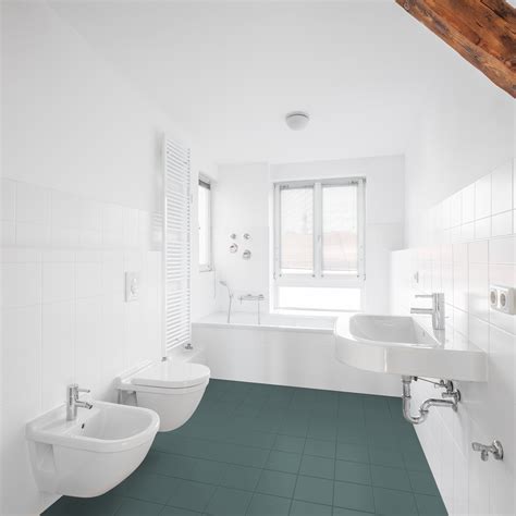 How to paint your floor tiles