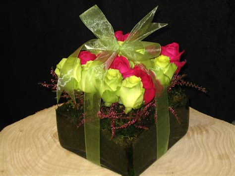 A Wallpapers Home: unique flower arrangements