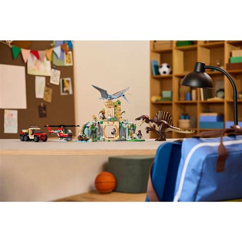 SPINOSAURUS & QUETZALCOATLUS AIR MISSION - THE TOY STORE