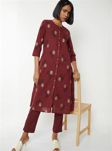 Buy Women Printed A-line Kurta Set Online at just Rs. 999.0 ...