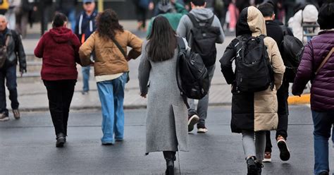 Sondeo revela que más de la mitad de las mujeres prefiere empleos que ...