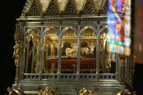 Bildergebnis für tephansbasilika hand von Stephan