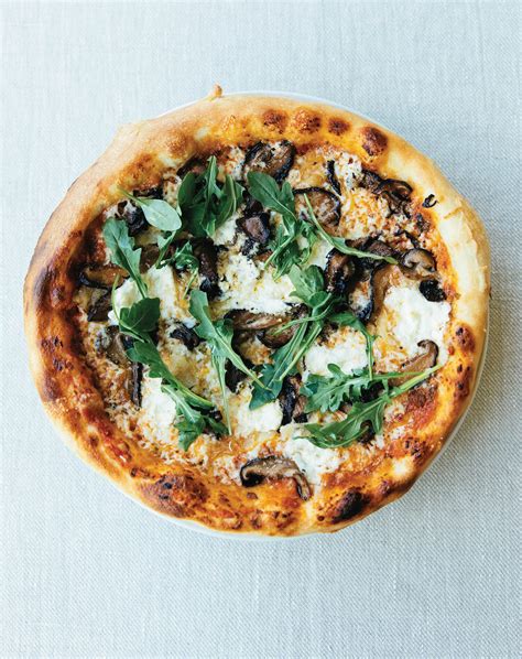 Mushroom, Caramelized Onion and Goat Cheese Pizza - Elle Gourmet