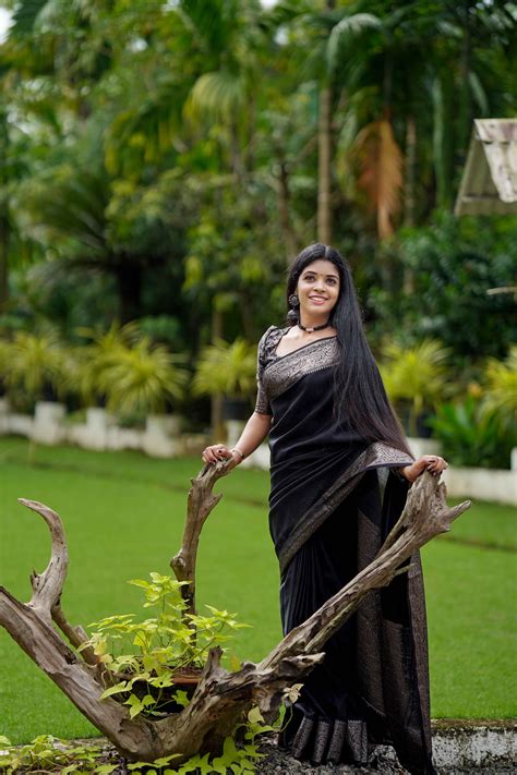 Black Classic Banarasi Woven Soft Saree with Antique Zari Borders ...