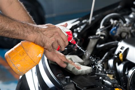 The Benefits of Regular Engine Bay Cleaning for Performance and Safety