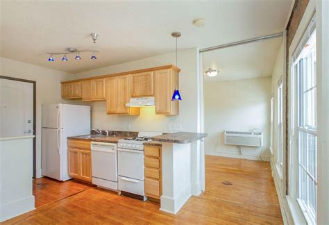 2709 Lincoln Way #B89D2B73A, Ames, IA 50014 | Zillow