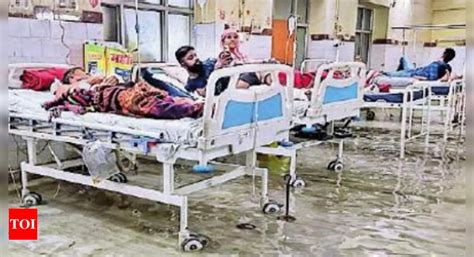 Floods in Ajmer: Ana Sagar Lake overflows, JLN Hospital inundated ...