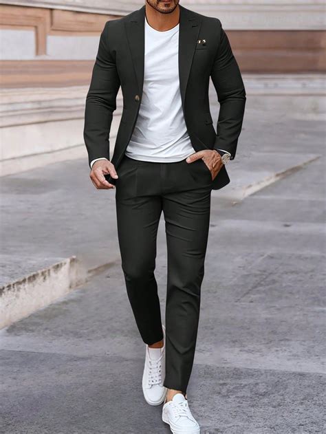 Men's Collared Button-Up Longsleeved Black Blazer And Slim Fit Business ...