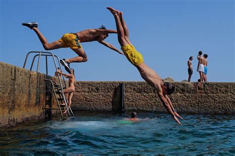Extreme Heat Wave Envelops Much of the World | Photos | U.S. News
