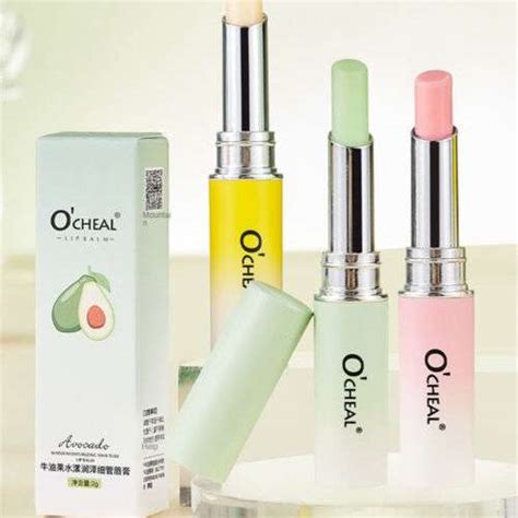 Enchanting Color-Morphing Lip Balm: Nourish and Enhance Your Pout with ...