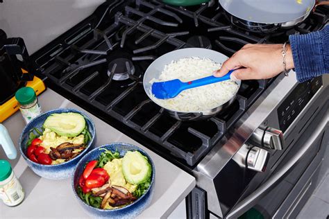 Creative Couple Kareem Rahma and Karina Muslimova Make Breakfast for D ...