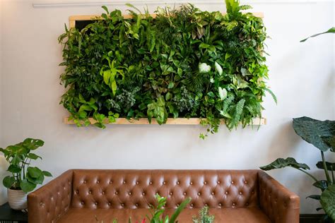 20 Indoor Living Walls Vertical Garden Ideas You Should Check | SharonSable