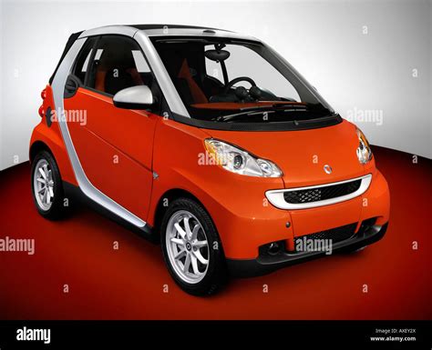 2008 Smart Fortwo city car Stock Photo - Alamy