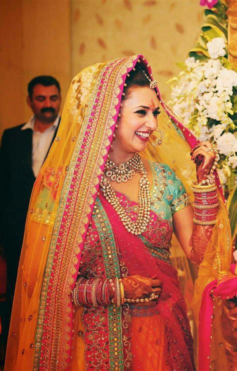 Pin by Vedangi Mod 🌸 on Bride fashion | Indian bridal, Kratika sengar ...