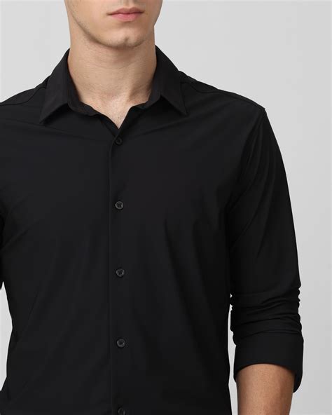 Buy Black Knitted Plain Stretch Slim Fit Casual Shirt Online at Muftijeans