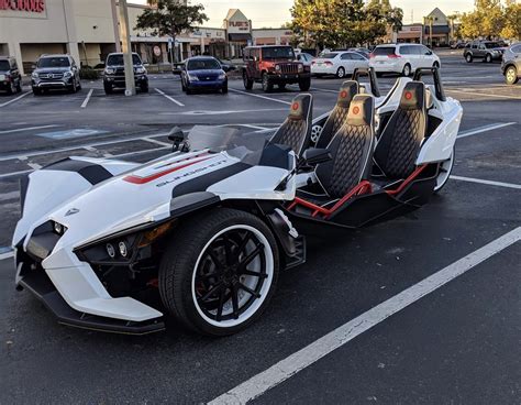 4 Seater Slingshot