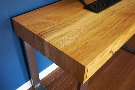 Modern Computer Desk 的图像结果